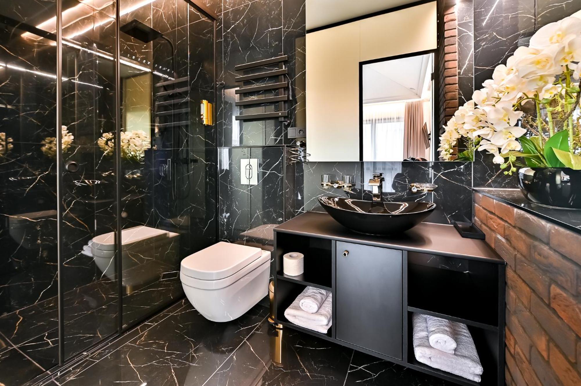 Aparthotel Diamond Sveciu Namai à Kaunas Extérieur photo